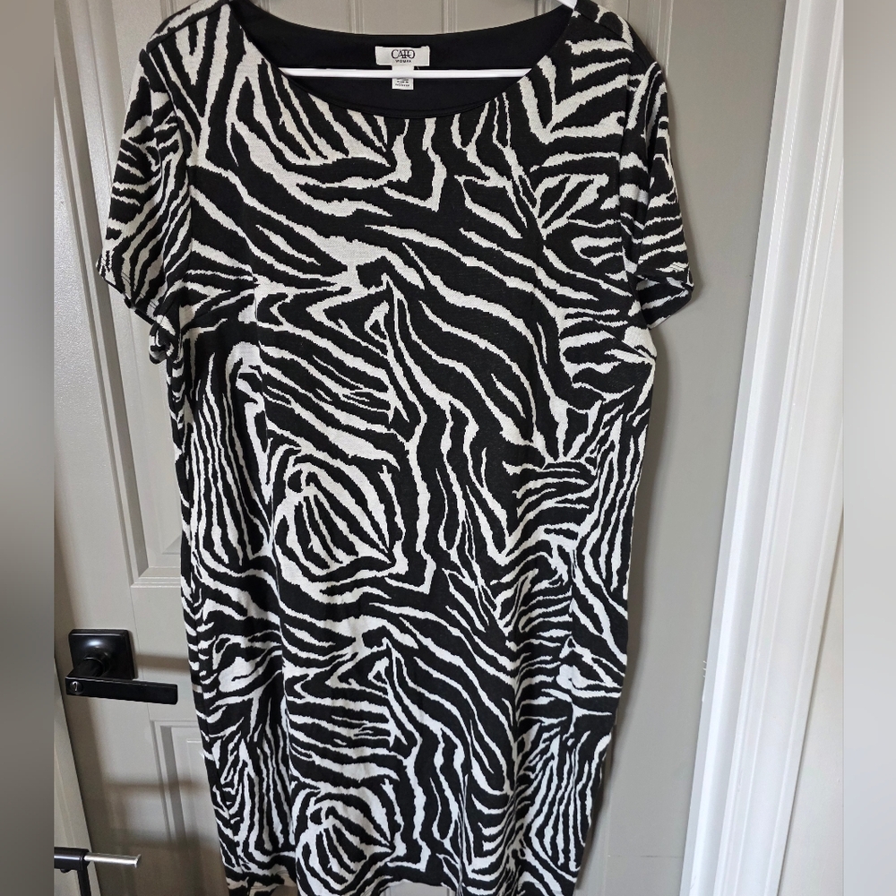 Cato Womans 20W Cream And Black Zebra Print Dress Short Sleeve